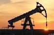Giá dầu tăng sốc lên sát 52 USD/thùng